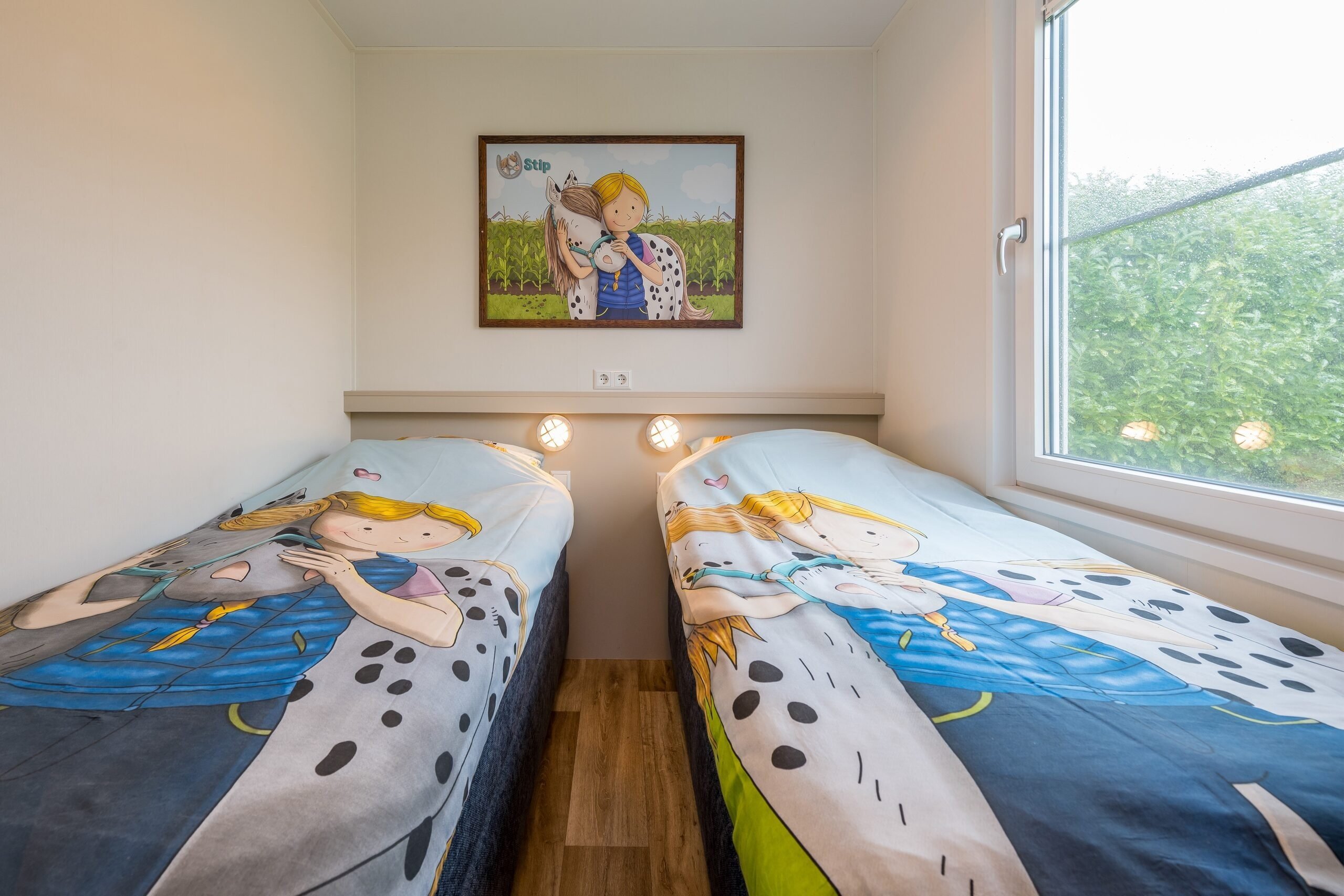 Stip de pony huisje slaapkamer bij Familie Resort Molenwaard