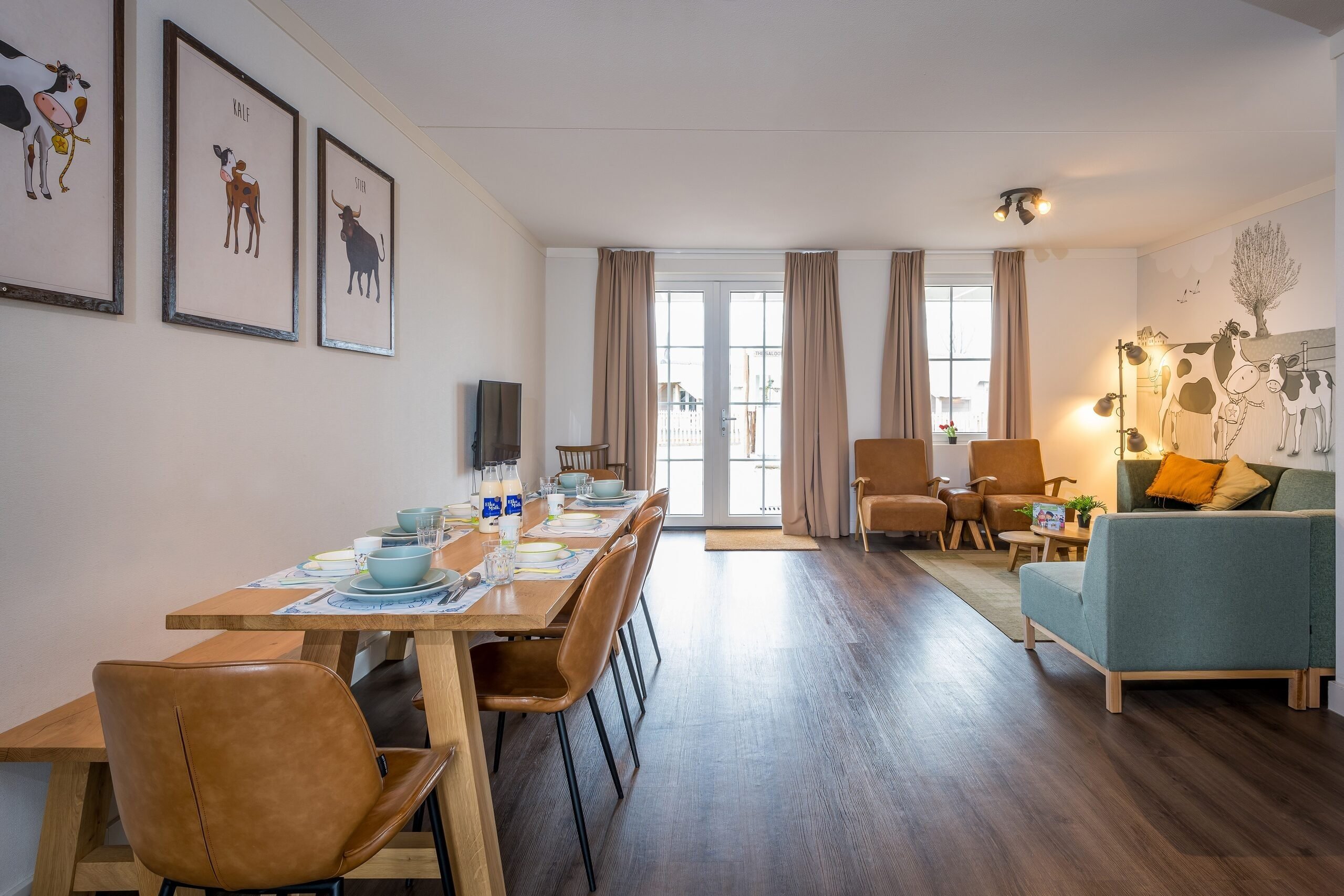 Groepsaccommodatie woonkamer bij Familie Resort Molenwaard