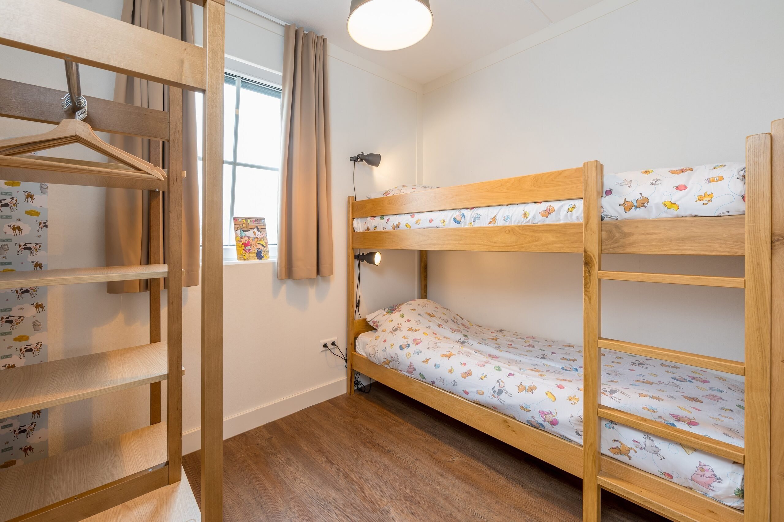 Groepsaccommodatie slaapkamer bij Familie Resort Molenwaard