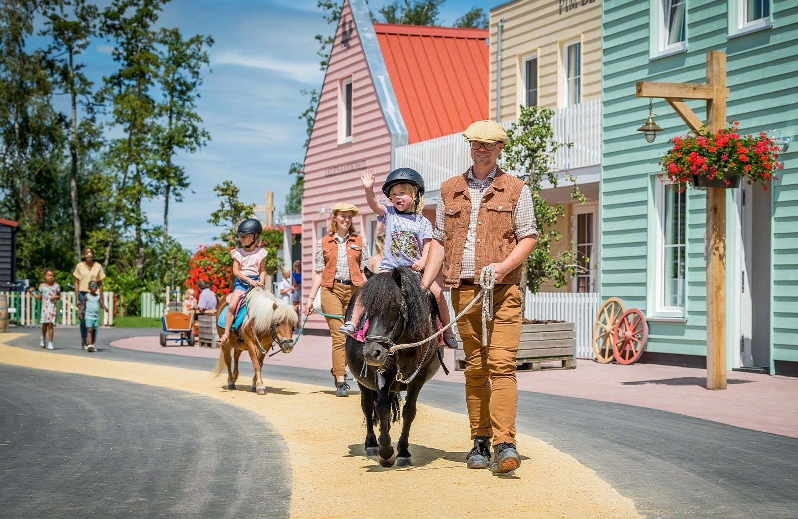 Pony rijden bij Familie resort molenwaard